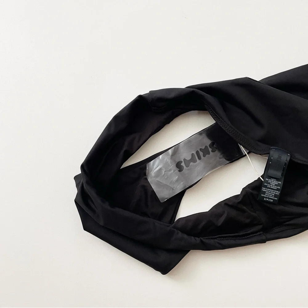 SKIMS Signature Swim Mid Waist Bikini Bottom in Onyx